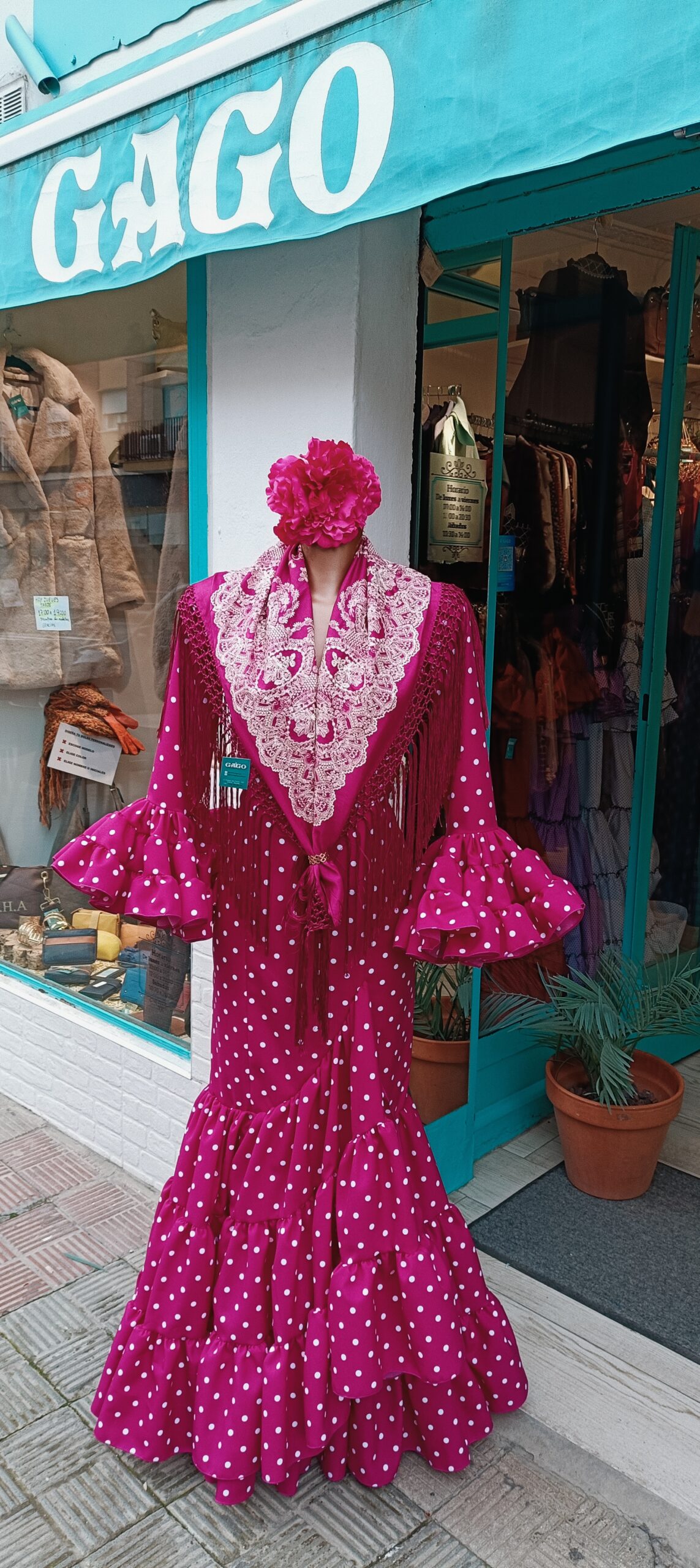 TRAJE DE FLAMENCA CANASTERO CON SUBIDA
