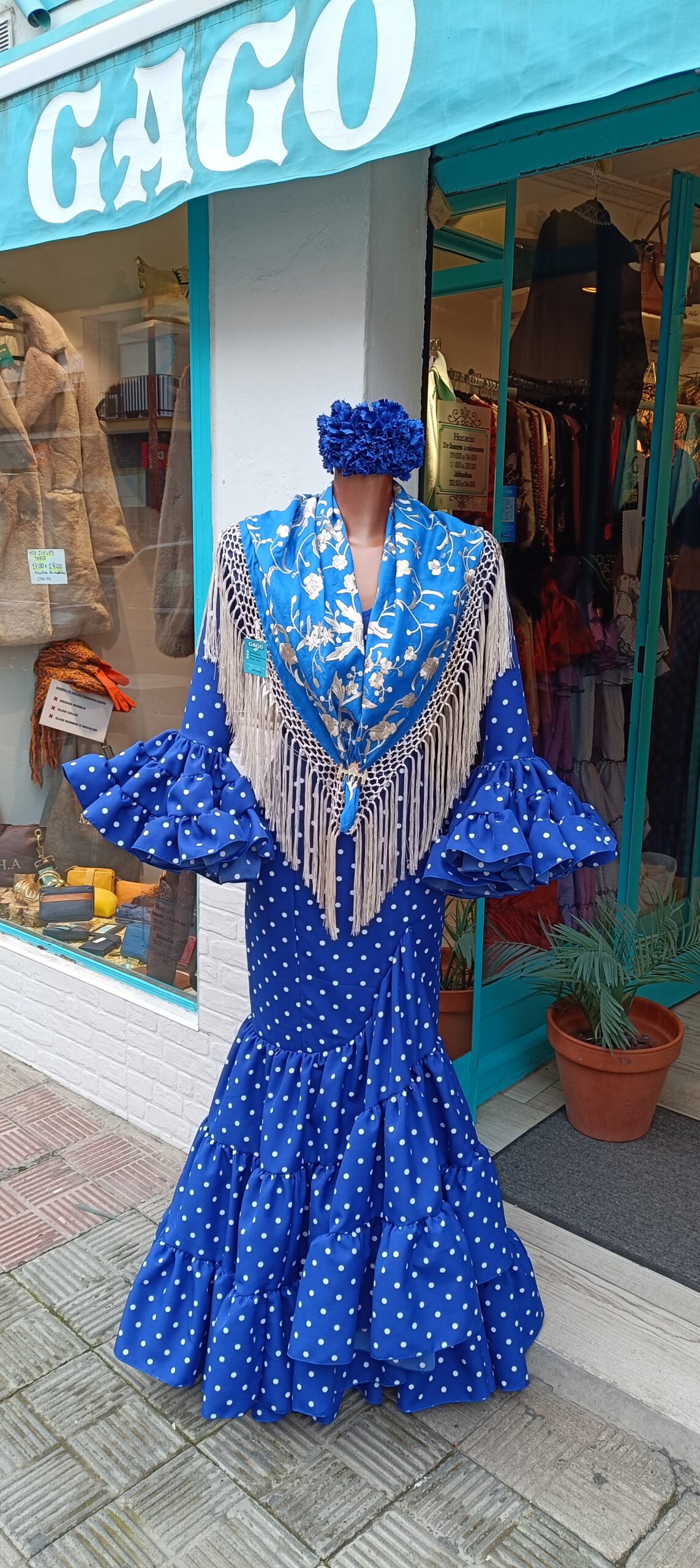 TRAJE DE FLAMENCA CANASTERO CON SUBIDA