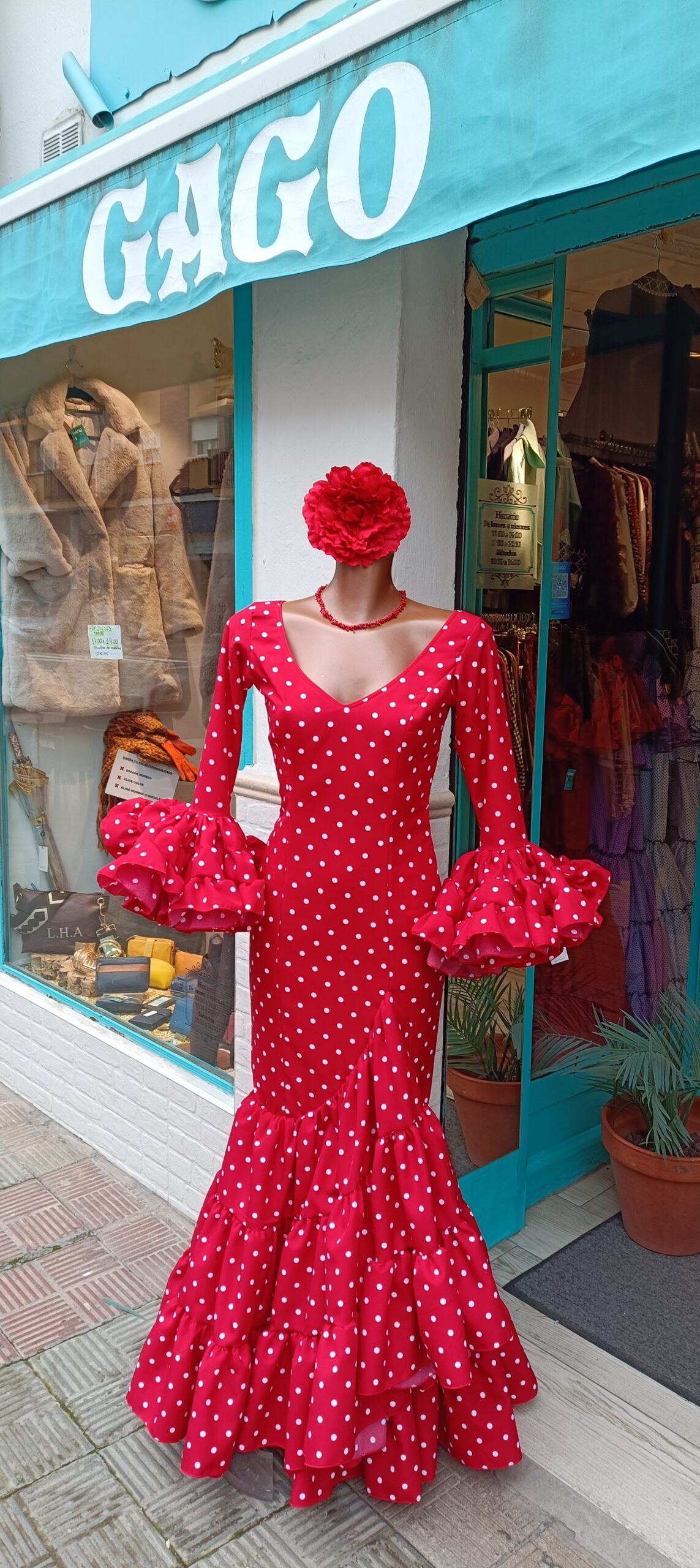 TRAJE DE FLAMENCA CON SUBIDA - Imagen 2