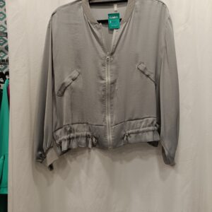 BOMBER